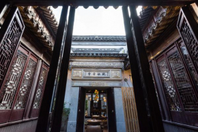 Hua Mansion